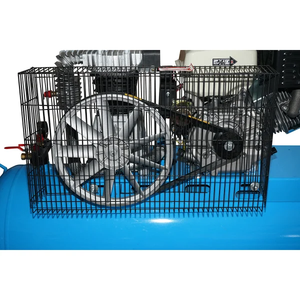Compresor aer 200L putere 4.8kW/6.5CP presiune 8 Bar, debit 200L/min cu motor pe benzina 15CP si pornire electrica Breckner Germany