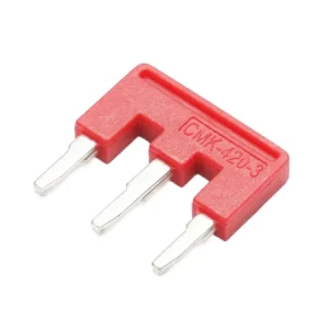 Punte de conectare 3 piste, 32A 450V pentru sina DIN Leader