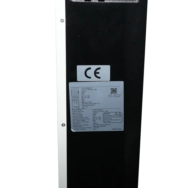 Invertor solar hybrid 5 KW ON/OFF GRID cu baterie Li-ion LifePo4 51.2V, 200Ah integrata, BMS, monofazic IP54